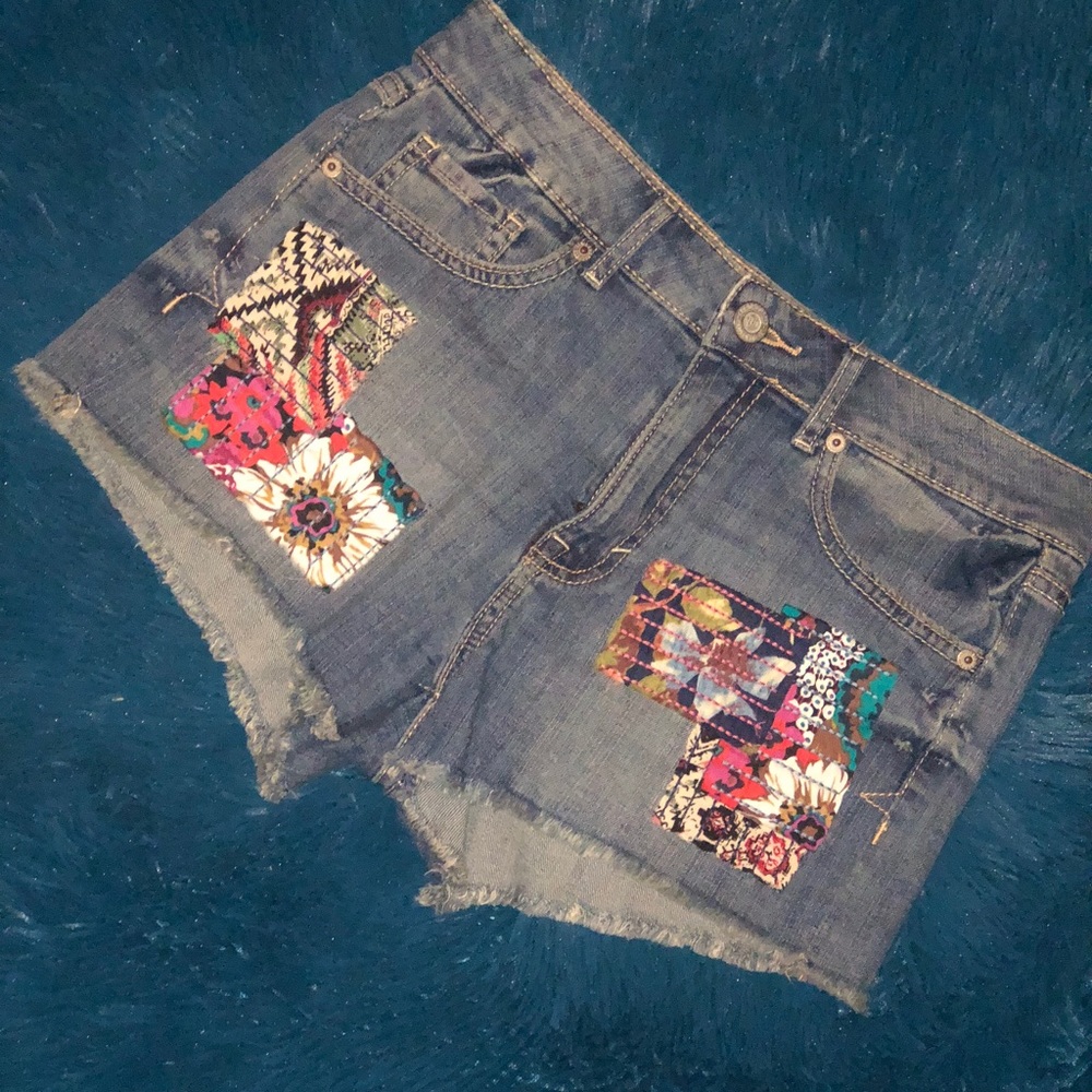 Denim high waisted shorty